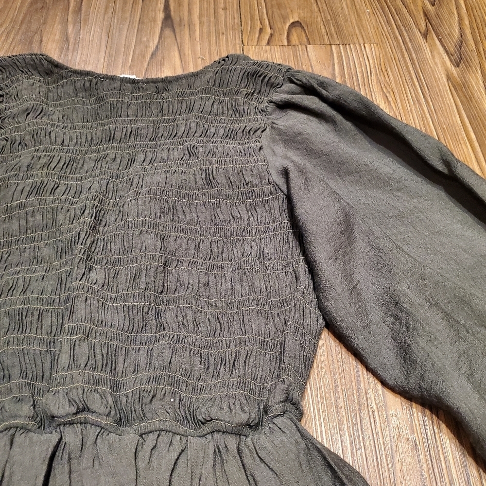 By the River Hunter Green Dress Fit Flare Puff Sleeve Smocked Classic Casual L - Picture 8 of 9